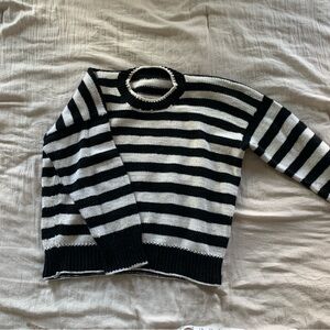 Handmade 100% wool sweater. Striped Black and White Sweater